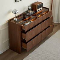 Commode à 6 tiroirs en bois massif, fabriquée à la main, de style moderne et luxueux, pour chambre à coucher, avec rangement multifonctionnel, de style mid-century.