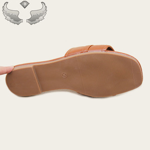 Sandalias y Pantuflas Planas Casuales de Moda para Mujer, Transpirables, Cómodas, Ligeras y Duraderas para Exteriores - Product Image 6