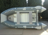 Bateau de pêche gonflable en caoutchouc, avec moteur hors-bord, Sd320
