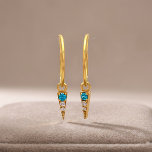 Boucles d'oreilles créoles classiques pour femmes, serties de zircon, en acier inoxydable plaqué or - Product Image 3