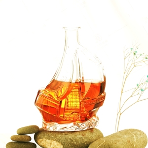 Trung Quốc Nhà sản xuất bán buôn 1000ml quor Glass rượu Whisky Gin chai rượu vang 750ml công suất cho rượu và rượu mạnh - Product Image 1