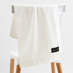 Asciugamano da Bagno in Puro Cotone, 32 Pezzi, Tinta Unita, Ecologico, Altamente Assorbente, Formato Grande, Tecnica di Tessitura a Cinque Stelle - Product Image 6