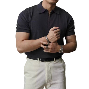 Polo homme personnalisé en maille de soie glacée, coupe ajustée, col zippé, manches courtes, demi-zip, mode de luxe estivale - Product Image 5