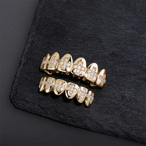 Las Mejores Joyas de Moda Hip Hop para Raperos: Grillz de Dientes con Zirconia Iced Out en Cruz Superior e Inferior para Hombres - Product Image 5