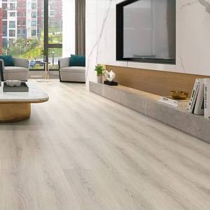 Suelo SPC de Vinilo Resistente al Agua para Uso Residencial - Product Image 1
