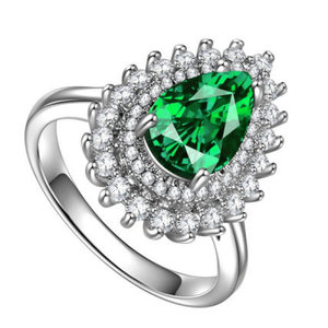 Bague de fiançailles de luxe pour femme avec diamant synthétique de laboratoire taille poire T0826 - Product Image 6