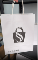 Sacs d'emballage rectangulaires de luxe en papier écologique personnalisés pour vêtements et chaussures avec logo imprimé personnalisé