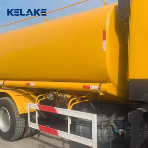 Camion-citerne Howo 6x4 Sinotruk Howo avec moteur WD615.87, réservoir de carburant de 400L, réservoir de 4mm pour le transport d'eau et le contrôle de la poussière - Product Image 2