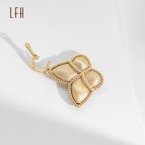 Perhiasan 18k emas asli Dainty kupu-kupu liontin kalung untuk wanita liontin 18K emas murni murni kalung kustom - Product Image 5