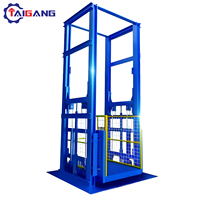 Ascenseur de fret hydraulique mural, commande électrique à distance, taille/hauteur personnalisable, construction en acier, élévation de 16 mètres
