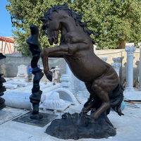 Fabricant de statues de chevaux en bronze grandeur nature personnalisées, sculpture de cheval en métal coulé de grande taille pour la décoration de jardin