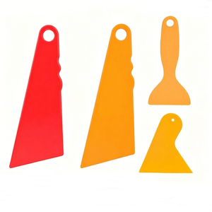 Outil de teintage de vitres de voiture, <span class=keywords><strong>raclette</strong></span> jaune, protecteur d'écran de téléphone, <span class=keywords><strong>raclette</strong></span> <span class=keywords><strong>triangulaire</strong></span> en plastique PP, <span class=keywords><strong>raclette</strong></span> biseautée pour vitres - Product Image 1
