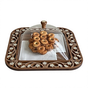 Atractiva bandeja de servir con diseño de cúpula, de nácar y madera, con cubierta de acrílico a un precio asequible. - Product Image 1