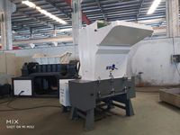 Broyeur de plastique à haut rendement Shengzhong pour le recyclage des déchets, adapté aux petites usines, pour le traitement des matériaux PC/PA, broyeur de film, lame 9SiCr