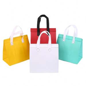 Sac isotherme promotionnel réutilisable en PP non tissé avec logo personnalisé, pour emballage alimentaire à emporter - Product Image 3