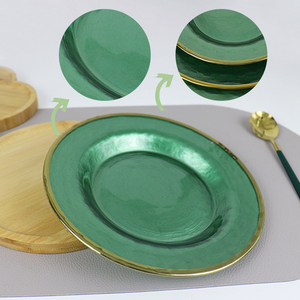 Juego de Platos de Cristal Ecológicos Color Verde Esmeralda de Lujo con Borde Dorado, Libres de BPA y Aptos para Lavavajillas, para Decoración de Bodas y Hogar - Product Image 3