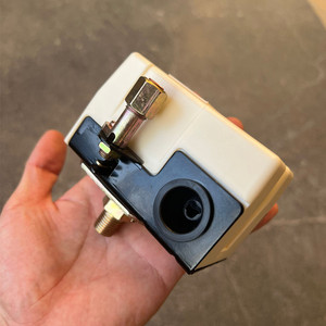 สวิตช์ควบคุมแรงดัน Fbang G3/8 สำหรับเครื่องอัดอากาศ 100 psi ควบคุมอัตโนมัติ - Product Image 2