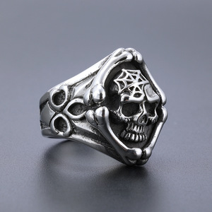Anillo de calavera gótica de acero inoxidable, joyería de motorista Punk para hombres, banda de cabeza de muerte Vintage, anillo llamativo vanguardista - Product Image 2