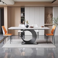Tables à manger rectangulaires contemporaines avec base en forme de lune artistique et plateau en marbre pour salle à manger de luxe en gros.