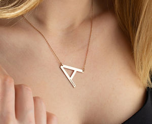 स प्रमाणन वैलेंटाइन डे उपहार कस्टम लेजर उत्कीर्णन स्टेनलेस स्टील सोने की प्लेटिंग बड़े किनारे प्रारंभिक हार - Product Image 1