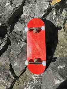 Fingerboard professionnel personnalisé très vendu, jouet pour doigts, fingerboard coloré, skateboard pour doigts - Product Image 3