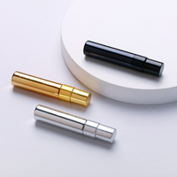 SUMEEAR Mini flacon de parfum en verre UV de 5 ml, forme plate, avec capuchon pulvérisateur, portable, rechargeable, échantillon, testeur, diffuseur à bâtonnets électroplaqué