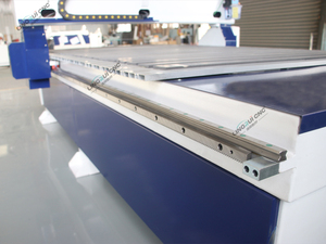 เราเตอร์ไม้ EU High Configuration 1325 ขนาด 4*8 ราคาเหมาะสำหรับงานเฟอร์นิเจอร์ - Product Image 4