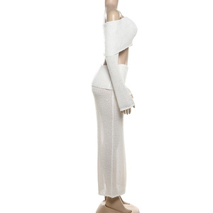 STOCK Conjunto de dos piezas de manga larga con hombros descubiertos para mujer Bandeau Top Falda larga Conjunto de punto Ropa de playa - Product Image 3