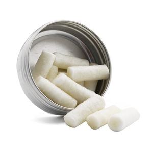 Kit de démarrage d'urgence en cas de feuillement de flammes : Ferro Rod avec allume-feu cirés et allumeur en coton, emballé dans une pochette de transport noire - Product Image 3