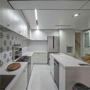 Gabinetes de Cocina Modulares de Diseño Original, Estilo Libre, Personalizados, con Acabado Mate, Madera Sólida, Sistema de Cierre Automático - Product Image 2