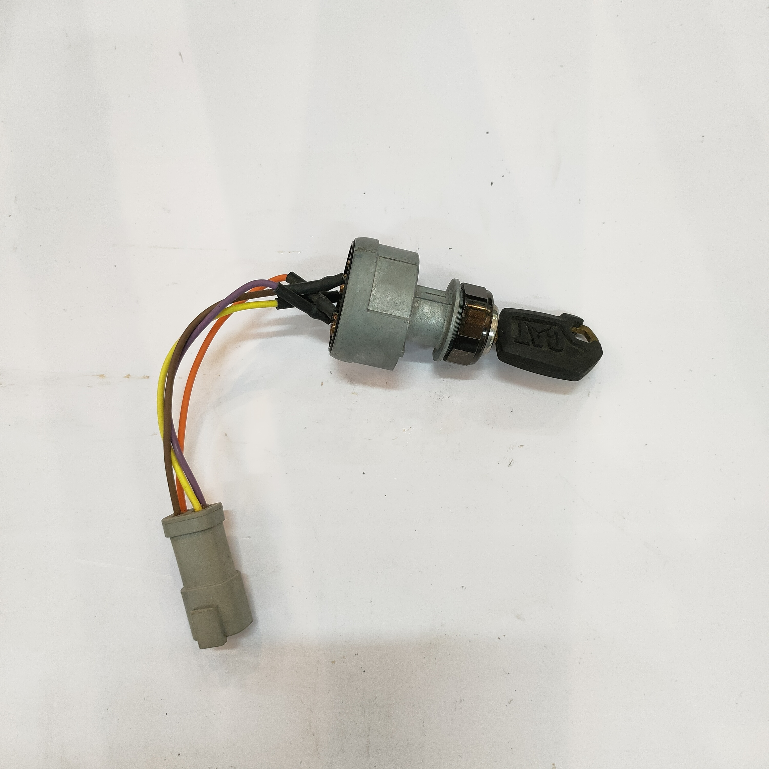 たっつんリモールド 2018-2024 Volvo XC60 MK2 Rear right window channel guide