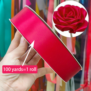 ริบบิ้นขายส่งขนาด 1.5 นิ้ว ยาว 100 หลา สีแดง ริบบิ้นโพลีเอสเตอร์สำหรับห่อของขวัญ ม้วนริบบิ้นซาตินขนาด 4 ซม. - Product Image 3