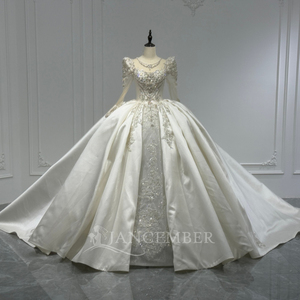 Robe de mariée Xs234 en cristal et perles, ornée de paillettes, avec volants détachables, dos lacé à découpe, style robe de bal Jancember - Product Image 2