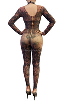 Combinaison pantalon moulante et sexy en maille noire à motif diamant avec strass pour spectacle en boîte de nuit ou bar