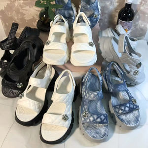 YOUXI pantoufles légères pour femmes adolescentes adultes été jardin <span class=keywords><strong>sandales</strong></span> d'extérieur décontractées avec chaussures antidérapantes classiques - Product Image 1