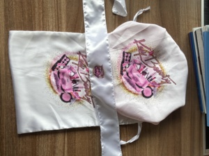 Bonnet de nuit en satin à couleur unie, faible MOQ, avec large bande élastique, pour femmes aux cheveux bouclés, avec logo personnalisé - Product Image 3