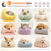 Coussin en peluche pour chat en forme de croissant avec broderie de fruits, lit de repos confortable pour usage domestique en intérieur