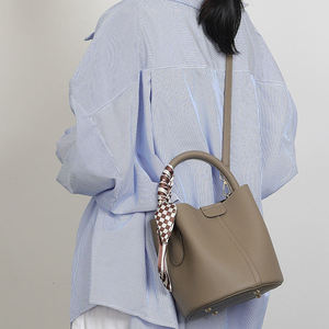 Customized high-quality PU leather luxury women's <b>handbag</b>, casual women's bucket bag - Product Image 1