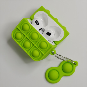 Coque de protection pour <span class=keywords><strong>Apple</strong></span> <span class=keywords><strong>AirPods</strong></span> <span class=keywords><strong>3</strong></span> troisième génération, modèle Y4, en silicone gel - Product Image 3