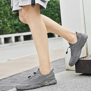 Sneakers alla Moda con Tomaia in Rete Traspirante, Sistema di Allacciatura Rapida Senza Lacci, Puntale Rinforzato per Protezione dagli Impatti - Product Image 4