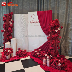 2026 Nouveauté : Arche de toile de fond de mariage moderne en PVC, motif vague, couleurs blanc et rouge, avec fleurs - Product Image 1