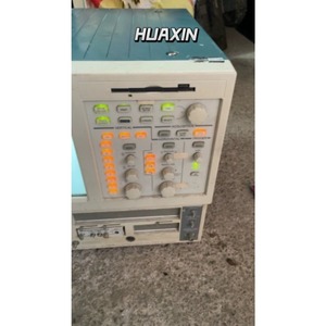 ออสซิลโลสโคปแบบดิจิตอล Tektronix TDS8200 (สำหรับอะไหล่) - Product Image 4