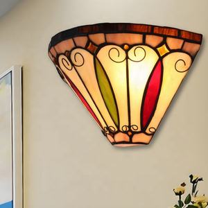 Lampe murale demi-hauteur de style Tiffany de luxe de 12 pouces, design baroque en verre teinté, pour chambre à coucher, salle à manger, source de lumière LED, petites tailles - Product Image 2