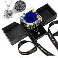 Fleurs réelles préservées, roses éternelles, roses artisanales longue durée, boîte à bijoux en fleurs préservées pour un cadeau de fête des mères