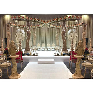 Mandap de Madera para Bodas con Diseño de Pavo Real y Mariposas, Estilo Clásico, Mandap de Madera con Mariposas para Bodas, Elegante Mandap Indio para Bodas en EE. UU. - Product Image 1