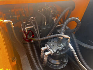 حفارة هيونداي مستعملة طراز 220-9S، 150-9، <span class=keywords><strong>210</strong></span>، 22 طن، أصلية كورية بحالة 90% جديدة، حفارة/حفار هيدروليكية زاحفة - Product Image 5