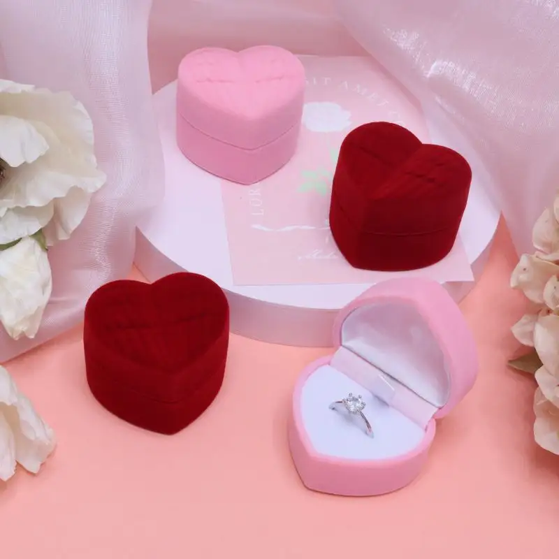 Lüks yüzük kutusu ambalaj romantik çiftler Mini mücevher kutusu seyahat kırmızı pembe melek kanatları kolye takı aşk kalp kutusu