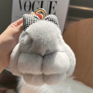 Petit lapin en peluche mignon, imitation lapin mort, pendentif porte-clés nœud <span class=keywords><strong>papillon</strong></span>, poupée en fausse fourrure d'otter, décoration de <span class=keywords><strong>sac</strong></span> - Product Image 4
