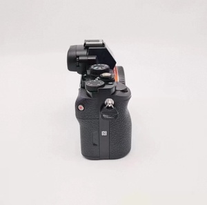 Appareil photo hybride plein format Sony A7S, 90 % neuf - Product Image 5