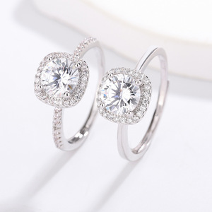 Bague en zircon à huit cœurs et huit flèches, plaquée platine, style 'Small Sugar Ring', best-seller, bijou de collection, également disponible comme bague diamant, et disponible en version bracelet. - Product Image 1